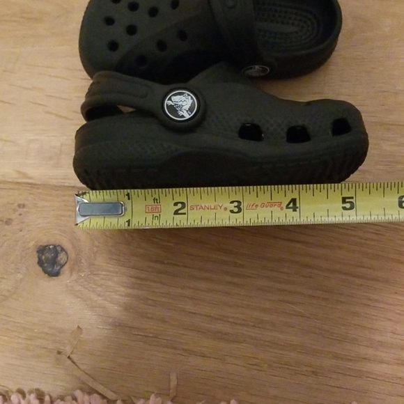 Toddler Crocs - Picture 6 of 6